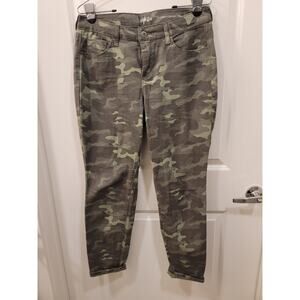 Style & Co Camo Pants in Curvy Skinny